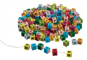 Must-Have Buchstabenwürfel bunt 300 Stück