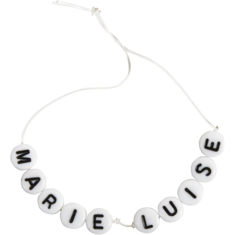 Weiße Buchstabenperlen Im Trend